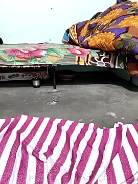 Snapshot of Yours-Zeenat chatting on 02-26-26, 08:35 Yours-Zeenat online show from 02-26-26, 08:35