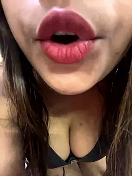 Luxuryalexa986 online show from 01-10-26, 06:15