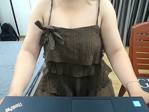 Snapshot of Coffee_Milktea chatting on 07-02-26, 12:43 Coffee Milktea online show from 07-02-26, 12:43