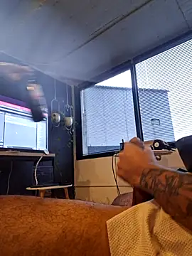 Snapshot of _keylafisher_ chatting on 03-05-26, 11:12 keylafisher online show from 03-05-26, 11:12