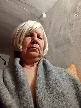 Snapshot of KlaudiaDarling chatting on 01-13-26, 03:34 KlaudiaDarling online show from 01-13-26, 03:34