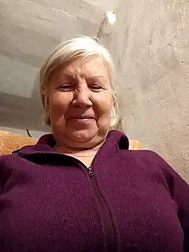 Snapshot of KlaudiaDarling chatting on 02-02-26, 03:44 KlaudiaDarling online show from 02-02-26, 03:44