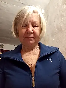 Snapshot of KlaudiaDarling chatting on 02-04-26, 12:49 KlaudiaDarling online show from 02-04-26, 12:49