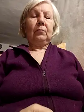 Snapshot of KlaudiaDarling chatting on 02-05-26, 03:49 KlaudiaDarling online show from 02-05-26, 03:49