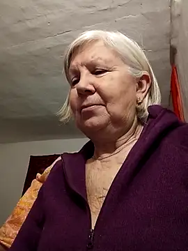 Snapshot of KlaudiaDarling chatting on 02-12-26, 03:51 KlaudiaDarling online show from 02-12-26, 03:51