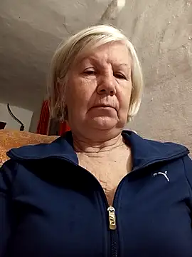 Snapshot of KlaudiaDarling chatting on 02-25-26, 11:14 KlaudiaDarling online show from 02-25-26, 11:14