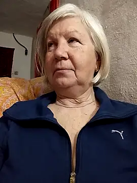 Snapshot of KlaudiaDarling chatting on 03-03-26, 10:59 KlaudiaDarling online show from 03-03-26, 10:59