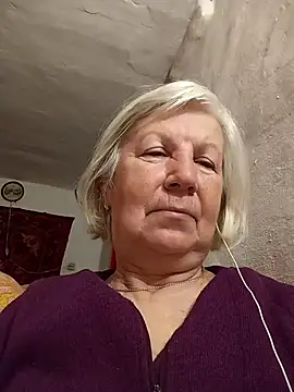 Snapshot of KlaudiaDarling chatting on 03-10-26, 10:37 KlaudiaDarling online show from 03-10-26, 10:37