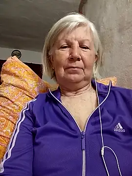 Snapshot of KlaudiaDarling chatting on 03-13-26, 10:16 KlaudiaDarling online show from 03-13-26, 10:16