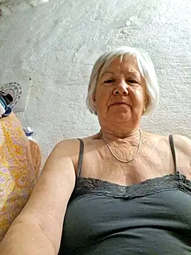 KlaudiaDarling online show from 07-29-26, 01:59