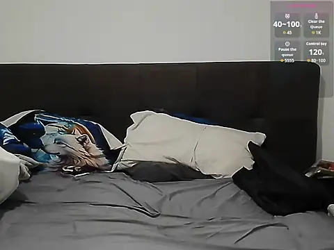 Snapshot of lina_99_ chatting on 02-20-26, 05:48 lina 99 online show from 02-20-26, 05:48