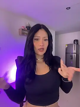 Snapshot of Anadurant99 chatting on 02-01-26, 04:27 Anadurant99 online show from 02-01-26, 04:27