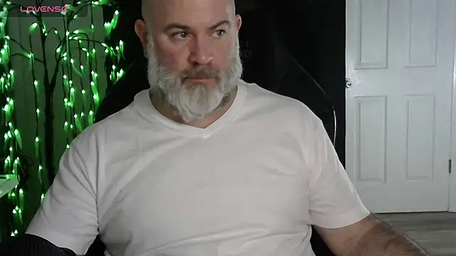 XJJ77x online show from 02-20-26, 01:35