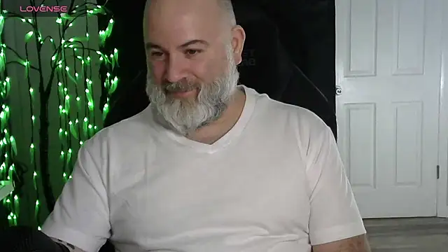 XJJ77x online show from 02-23-26, 03:04