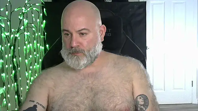 XJJ77x online show from 04-12-26, 01:54