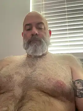 XJJ77x online show from 07-14-26, 02:23