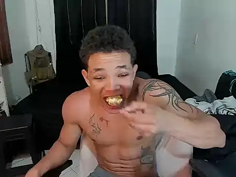 Snapshot of Dres4U chatting on 03-16-26, 07:01 Dres4U online show from 03-16-26, 07:01