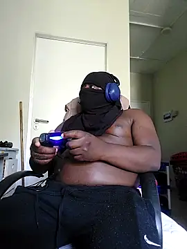 Bra-G online show from 04-28-26, 02:44