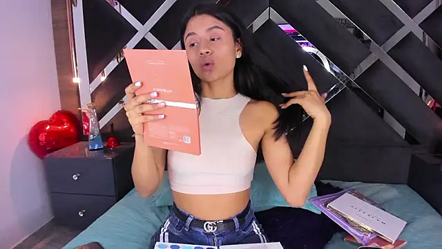 Snapshot of melody__sweet_ chatting on 02-02-26, 08:07 melody sweet online show from 02-02-26, 08:07