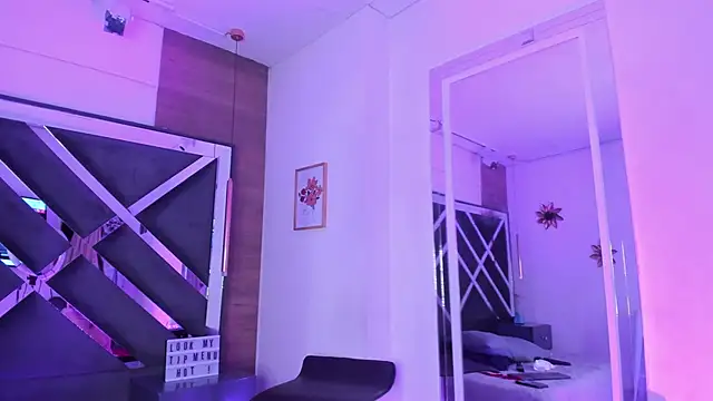 Snapshot of melody__sweet_ chatting on 02-15-26, 08:13 melody sweet online show from 02-15-26, 08:13