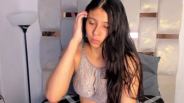 Snapshot of Silver_Breeze chatting on 03-26-26, 03:12 Silver Breeze online show from 03-26-26, 03:12