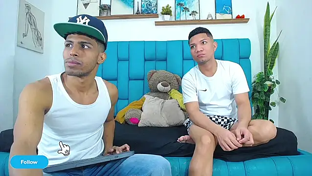 Interracial Snow Bunny online show from 04-20-26, 09:16