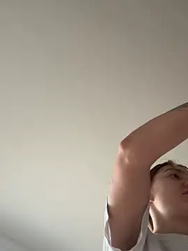 Snapshot of xvicoo chatting on 02-11-26, 09:14 xvicoo online show from 02-11-26, 09:14