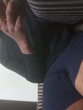 Snapshot of Fuckboyhassan chatting on 01-09-26, 05:48 Fuckboyhassan online show from 01-09-26, 05:48