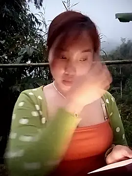 yeutinh00 online show from 03-05-26, 11:17