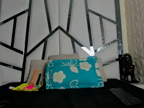 Snapshot of Lunahot68 chatting on 02-09-26, 03:43 Lunahot68 online show from 02-09-26, 03:43