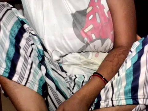 Snapshot of model_simran chatting on 03-31-26, 04:07 model simran online show from 03-31-26, 04:07