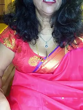 Snapshot of Maya_kannada chatting on 01-15-26, 10:13 Maya kannada online show from 01-15-26, 10:13