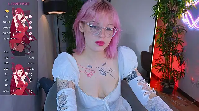 Snapshot of no_1dea chatting on 03-07-26, 03:42 no 1dea online show from 03-07-26, 03:42