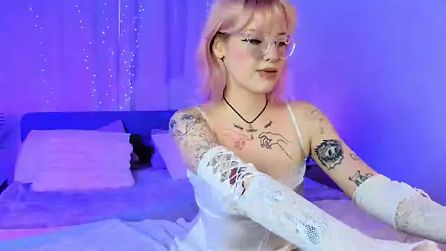 Snapshot of no_1dea chatting on 03-19-26, 10:19 no 1dea online show from 03-19-26, 10:19