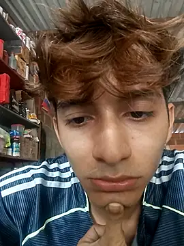 Snapshot of Andy_Kein chatting on 02-18-26, 07:21 Andy Kein online show from 02-18-26, 07:21