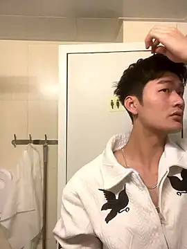 Snapshot of nanda108520 chatting on 01-14-26, 04:01 nanda108520 online show from 01-14-26, 04:01