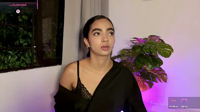 adelineevs online show from 08-10-26, 02:59