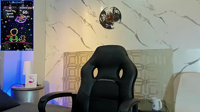 Snapshot of asher_lux chatting on 03-12-26, 08:04 asher lux online show from 03-12-26, 08:04