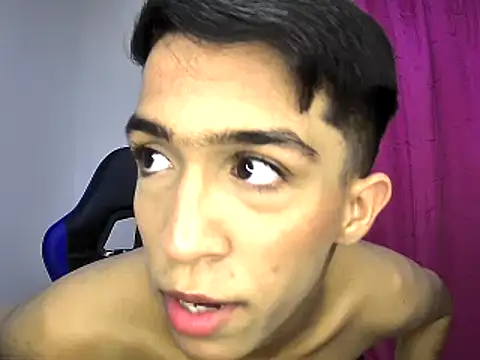 Snapshot of Lospervetidossinlimtes chatting on 03-07-26, 07:00 Lospervetidossinlimtes online show from 03-07-26, 07:00