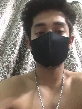 karan72819 online show from 03-28-26, 08:19