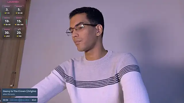 Snapshot of Pikashu7u7 chatting on 03-08-26, 03:10 Pikashu7u7 online show from 03-08-26, 03:10