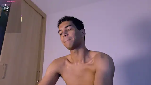 Snapshot of Pikashu7u7 chatting on 03-14-26, 03:01 Pikashu7u7 online show from 03-14-26, 03:01