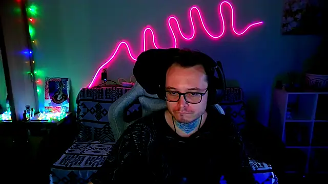 Snapshot of Rebalanced chatting on 03-31-26, 01:22 Rebalanced online show from 03-31-26, 01:22