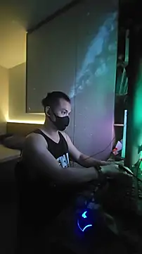 Snapshot of OnlyHand9x chatting on 03-08-26, 04:33 OnlyHand9x online show from 03-08-26, 04:33