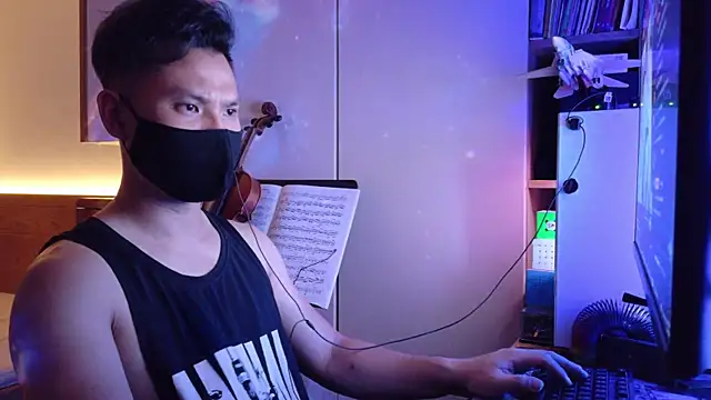 OnlyHand9x online show from 06-14-26, 03:36