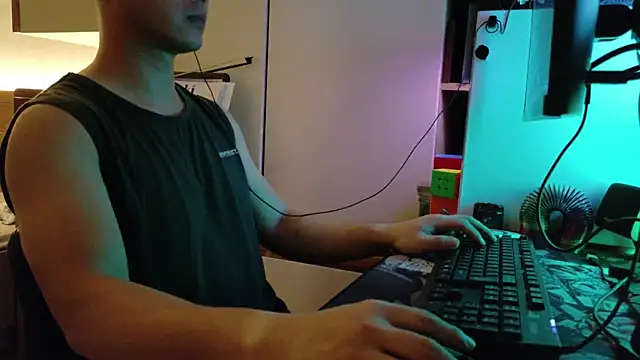 OnlyHand9x online show from 07-11-26, 05:04