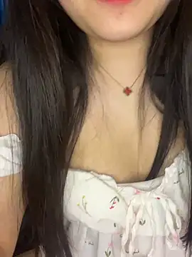 Snapshot of Linh_DuongSexy chatting on 02-11-26, 07:46 Linh DuongSexy online show from 02-11-26, 07:46