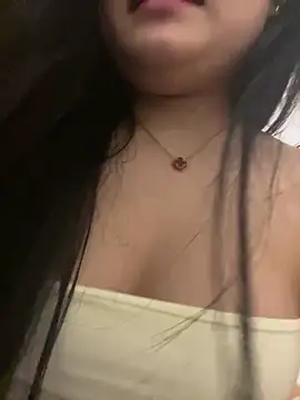 Snapshot of Linh_DuongSexy chatting on 02-23-26, 01:30 Linh DuongSexy online show from 02-23-26, 01:30