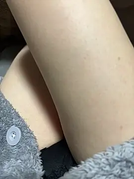 Snapshot of maonyan6 chatting on 03-10-26, 02:44 maonyan6 online show from 03-10-26, 02:44