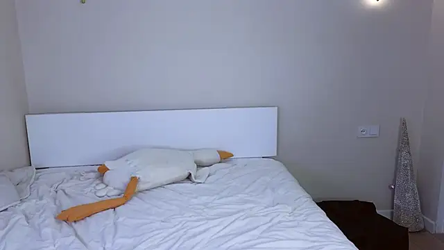 Snapshot of jasmilee chatting on 02-11-26, 08:36 jasmilee online show from 02-11-26, 08:36